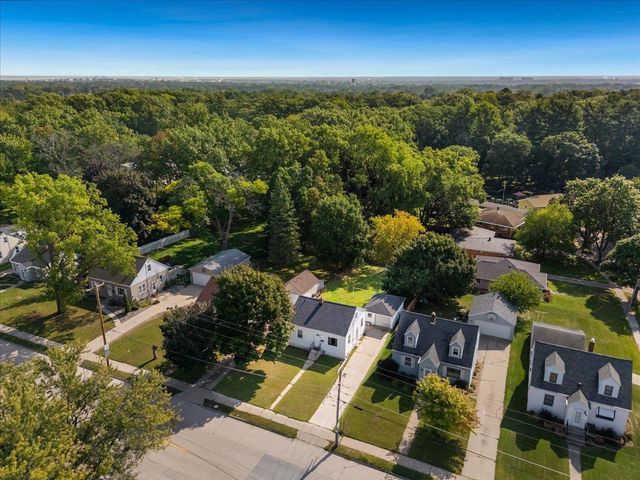 1123 S FISK STREET, Green Bay, WI 54304
