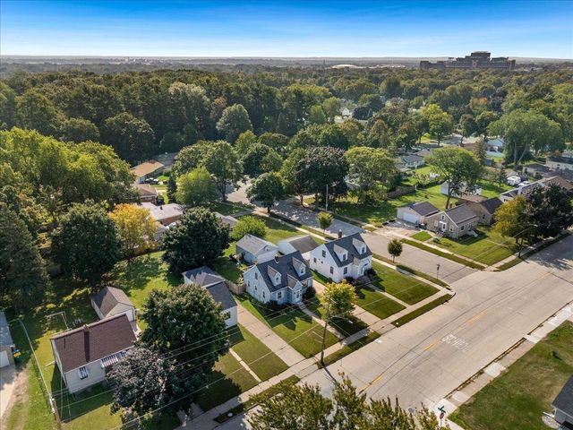1123 S FISK STREET, Green Bay, WI 54304