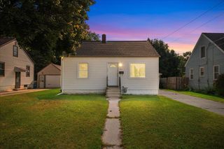1123 S FISK STREET, Green Bay, WI 54304