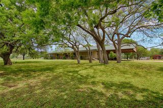7755 Fm 1295, Moulton, TX 77975