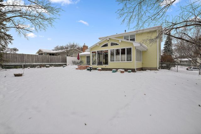 3221 Ensign Avenue N, New Hope, MN 55427