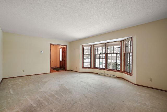 3221 Ensign Avenue N, New Hope, MN 55427