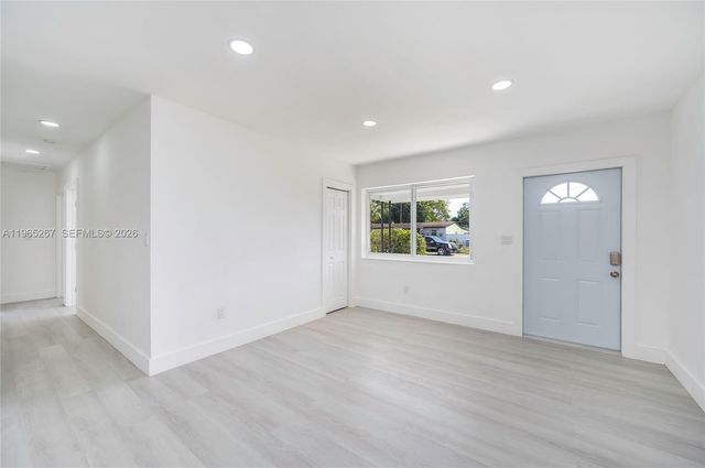 2971 NW 171st Ter, Miami Gardens, FL 33056