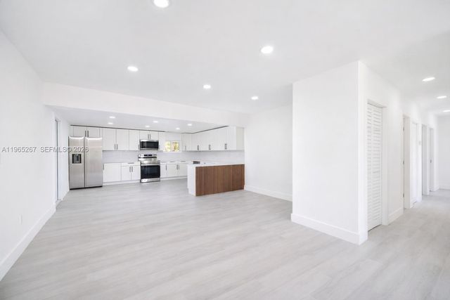 2971 NW 171st Ter, Miami Gardens, FL 33056