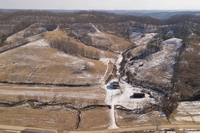 2865 Co Rd 3345, Ezel, KY 41425