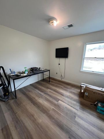 2865 Co Rd 3345, Ezel, KY 41425