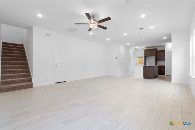 385 Dobson, Killeen, TX 76542
