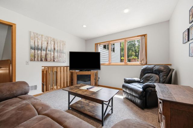 5541 Quilley Avenue NE, Otsego, MN 55374