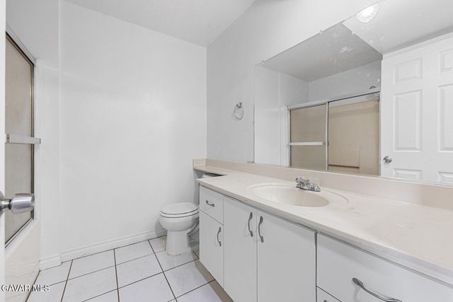 1750 E Avenue Q14 17, Palmdale, CA 93550