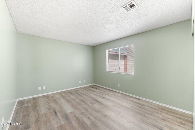 1750 E Avenue Q14 17, Palmdale, CA 93550
