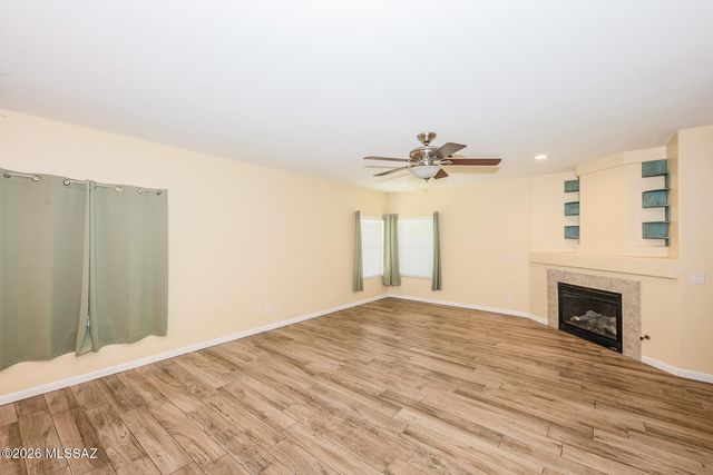 3560 E Silver Buckle Place, Tucson, AZ 85739