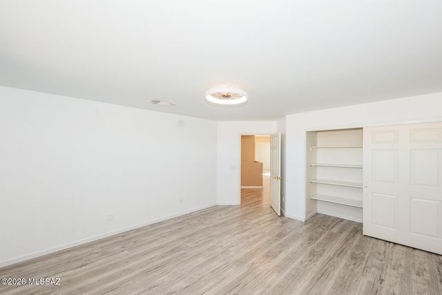 3560 E Silver Buckle Place, Tucson, AZ 85739