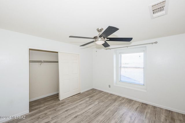 3560 E Silver Buckle Place, Tucson, AZ 85739