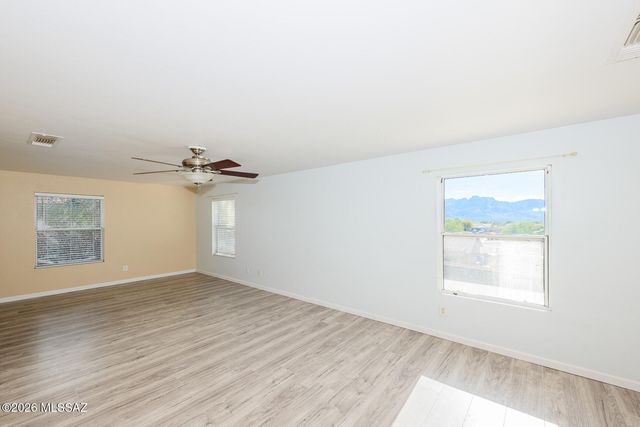 3560 E Silver Buckle Place, Tucson, AZ 85739