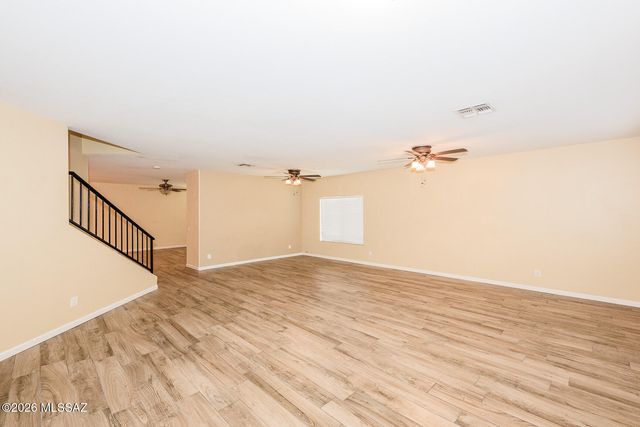 3560 E Silver Buckle Place, Tucson, AZ 85739