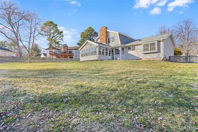 2007 Willow Lake Drive, Chesterfield, MO 63017