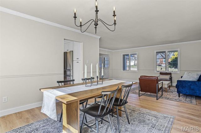 2007 Willow Lake Drive, Chesterfield, MO 63017