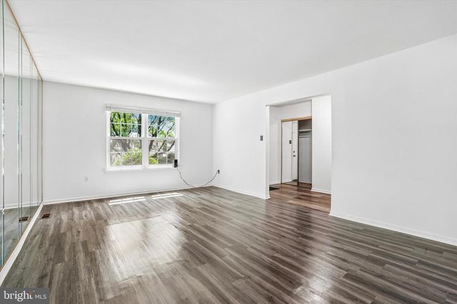 115 PLEASANT HILL RD, Cheltenham, PA 19012