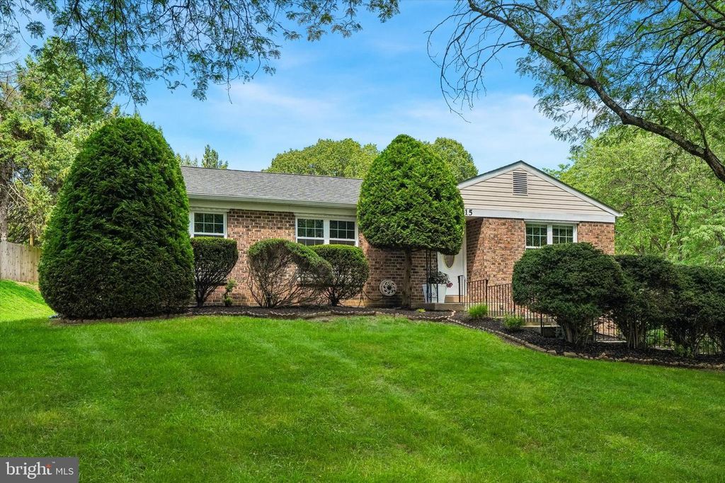 115 PLEASANT HILL RD, Cheltenham, PA 19012