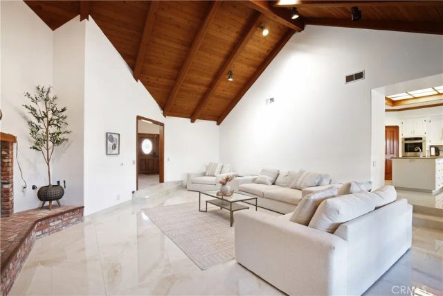 9378 Suva Street, Downey, CA 90240