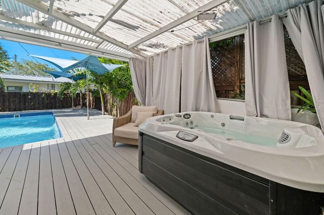 1617 Poinsettia Drive, Fort Lauderdale, FL 33305