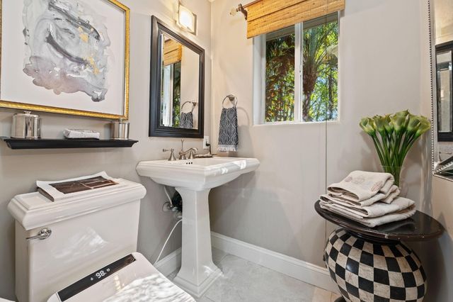 1617 Poinsettia Drive, Fort Lauderdale, FL 33305