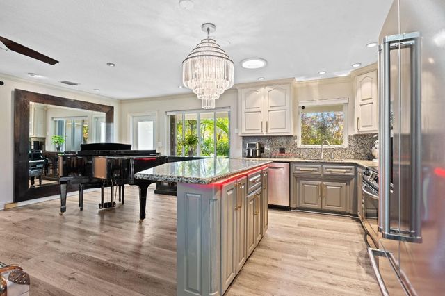 1617 Poinsettia Drive, Fort Lauderdale, FL 33305