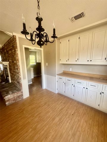 545 26th Street SE, Paris, TX 75460