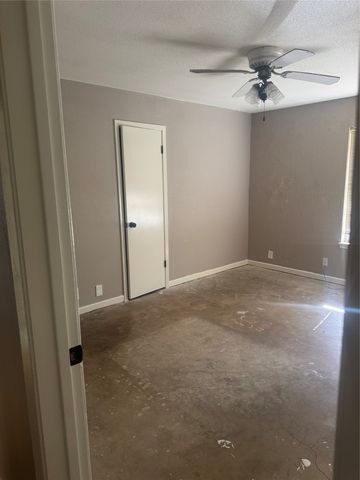 545 26th Street SE, Paris, TX 75460