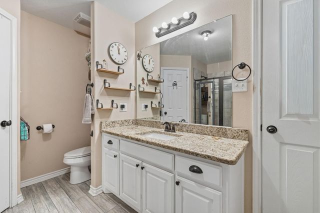 200 Chris Lane, Shepherd, TX 77371