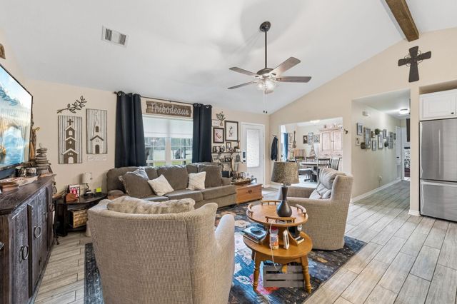 200 Chris Lane, Shepherd, TX 77371