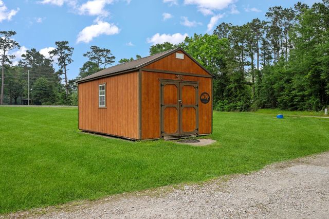 200 Chris Lane, Shepherd, TX 77371