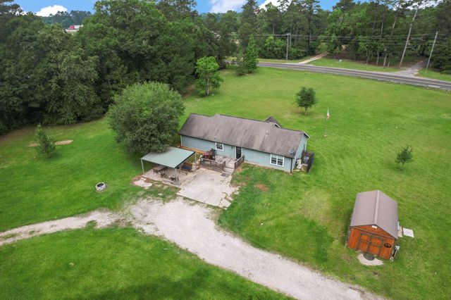 200 Chris Lane, Shepherd, TX 77371