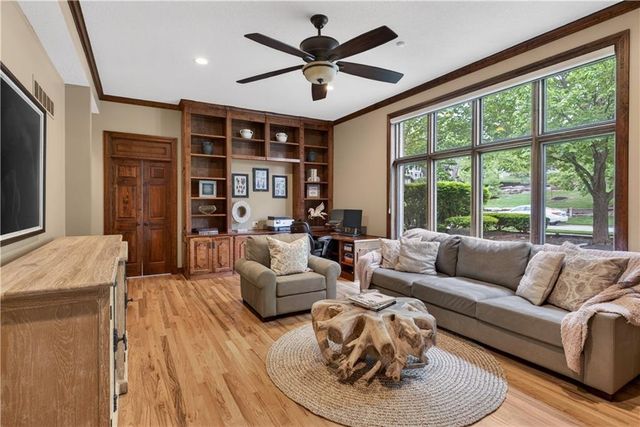 3604 W 153rd Street, Leawood, KS 66224