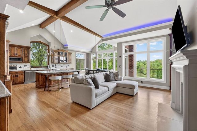 3604 W 153rd Street, Leawood, KS 66224