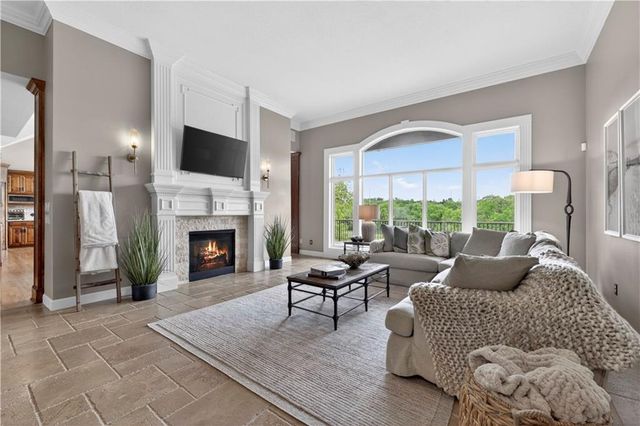 3604 W 153rd Street, Leawood, KS 66224