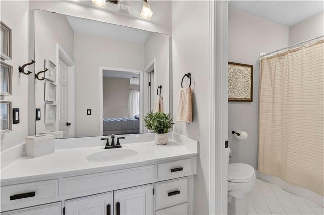3604 W 153rd Street, Leawood, KS 66224