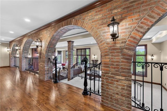3604 W 153rd Street, Leawood, KS 66224