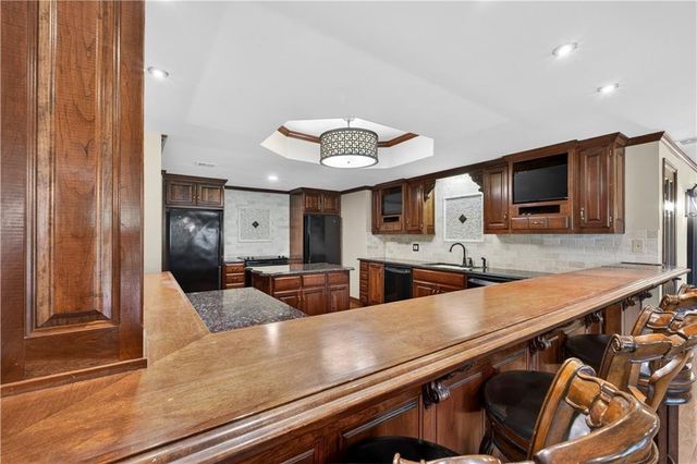 3604 W 153rd Street, Leawood, KS 66224