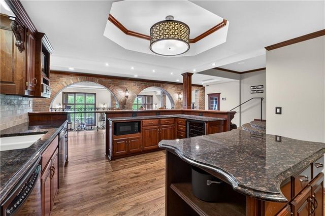 3604 W 153rd Street, Leawood, KS 66224