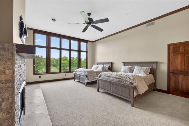 3604 W 153rd Street, Leawood, KS 66224