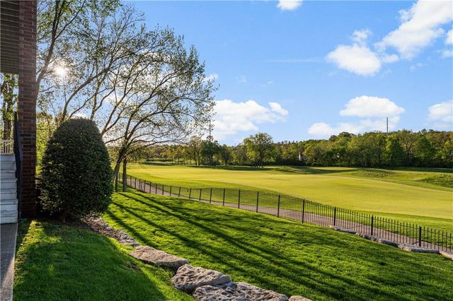 3604 W 153rd Street, Leawood, KS 66224