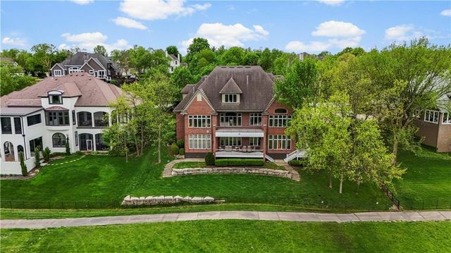 3604 W 153rd Street, Leawood, KS 66224