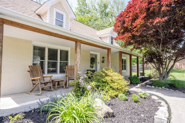 9861 Oakleaf Way, Mccordsville, IN 46055