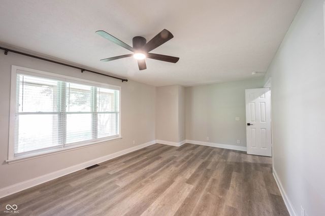 9861 Oakleaf Way, Mccordsville, IN 46055