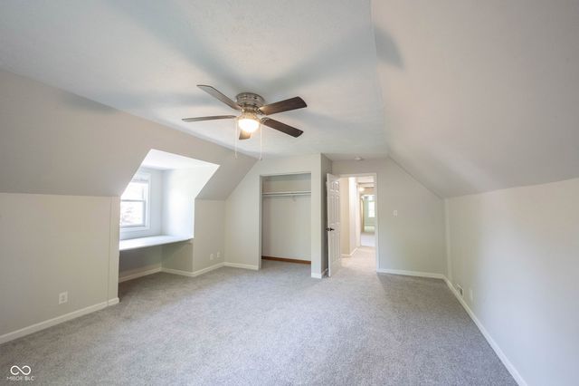 9861 Oakleaf Way, Mccordsville, IN 46055