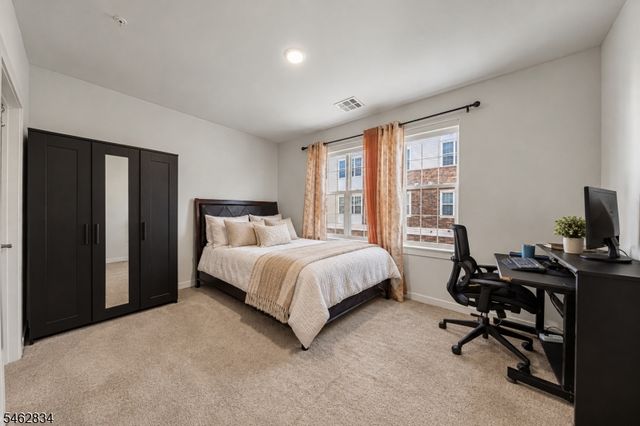 724 Lorhan Dr, Piscataway Twp., NJ 08854