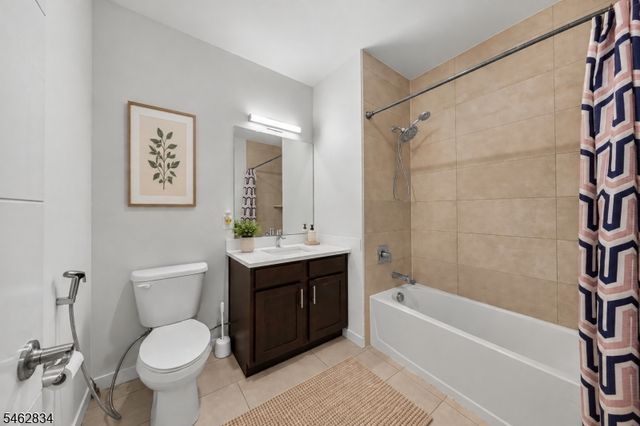 724 Lorhan Dr, Piscataway Twp., NJ 08854