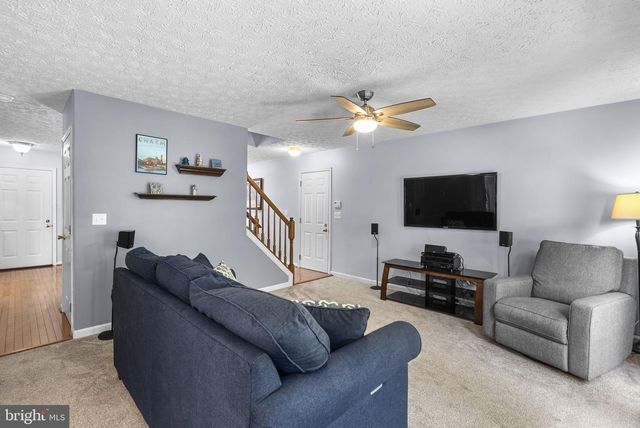 3216 ART HALL LN, Pasadena, MD 21122