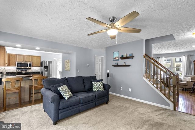 3216 ART HALL LN, Pasadena, MD 21122